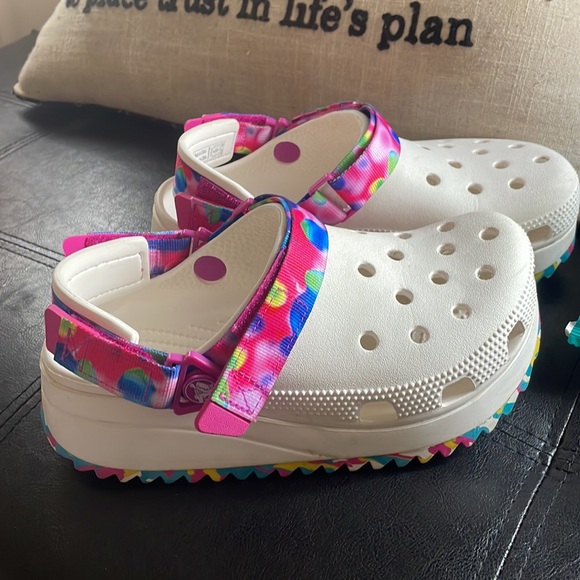 Crocs - Picture 3 of 4